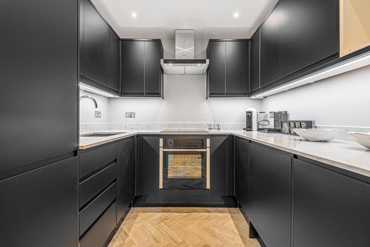 Luxury Living In Knightsbridge Private Balcony View Of Harrods, 2Br2Ba With Ac London Luaran gambar